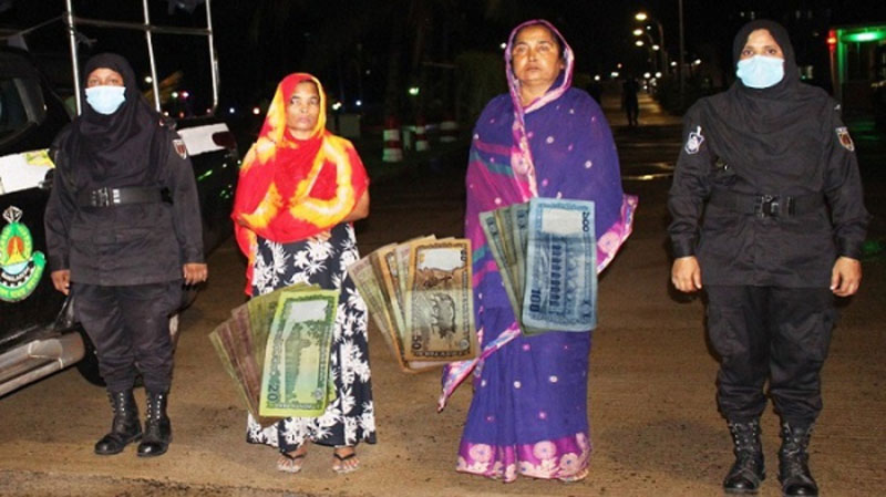 নেতার নাম ভাঙিয়ে চাঁদা তুলতে গিয়ে দুই নারী ধরা