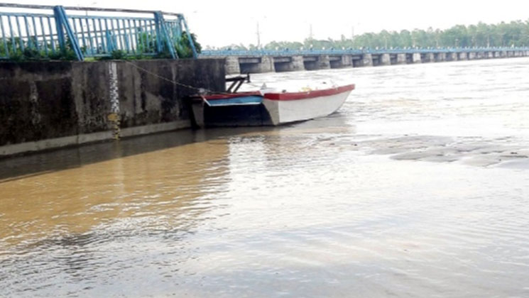 লালমনিরহাটে তিস্তার পানি বিপদসীমার কাছাকাছি বন্যার শঙ্কা 