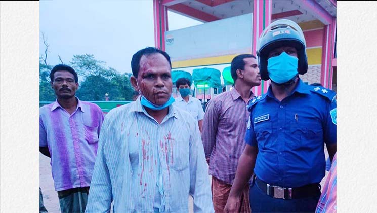 আওয়ামীলীগ নেতার উপর ছাত্রলীগ ও মৎস্যজীবী লীগের হামলা, আটক ১