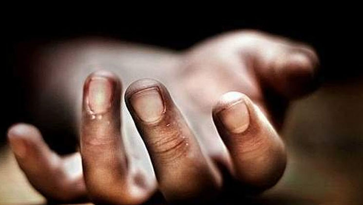 নেশা করে পুকুরে পড়ে মাদকসেবীর মৃত্যু