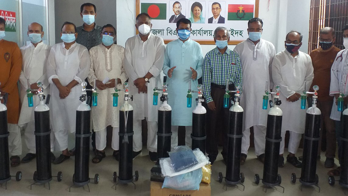 ঝিনাইদহে বিএনপির ফ্রি অক্সিজেন সেবা কর্মসূচীর উদ্বোধন
