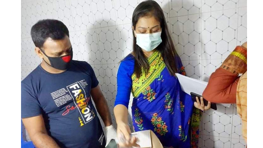 মানিকগঞ্জে স্বাস্থ্যবিধি লঙ্ঘনের ২ লক্ষ টাকা জরিমানা আদায়