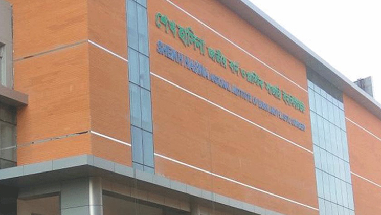 সোনারগাঁয়ে পেপার মিলে অগ্নিকাণ্ড: দগ্ধ ৩ নিরাপত্তাকর্মীর মৃত্যু