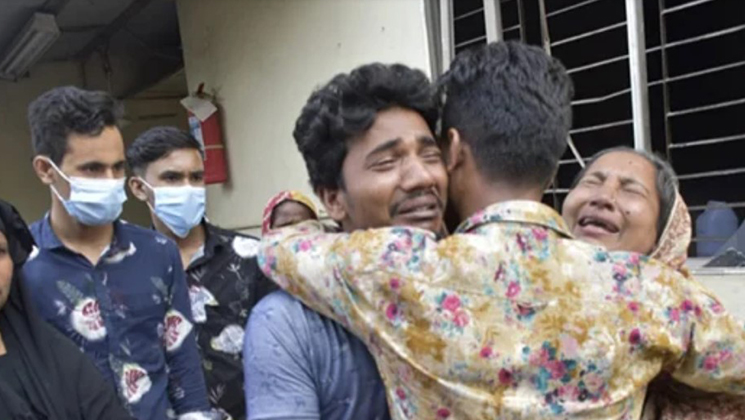 এখনো জ্বলছে রূপগঞ্জের কারখানা, নিখোঁজ ২০