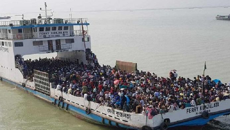 ফেরিতে সব ধরনের যাত্রীবাহী গাড়ি ও যাত্রী পরিবহন বন্ধ