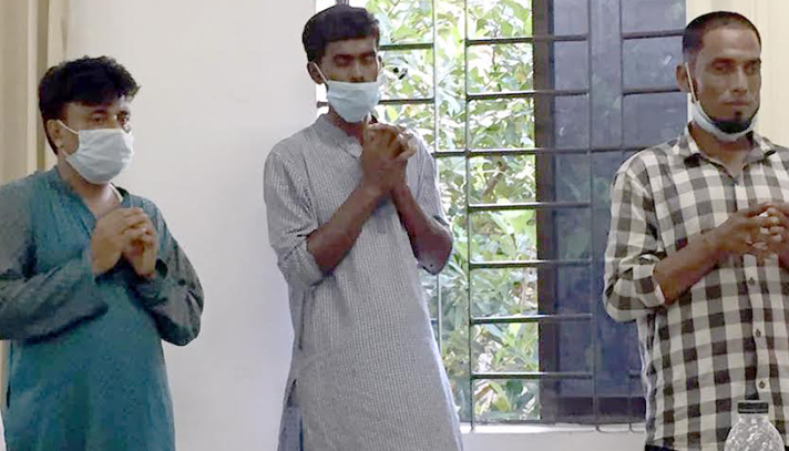বিয়ে করতে এসে বর-ঘটক-সাংবাদিক ধরা