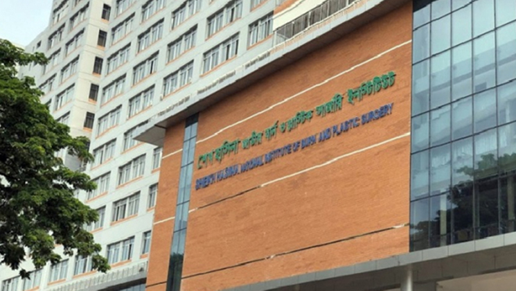 সিলিন্ডার বিস্ফোরণে ২ শিশুসহ একই পরিবারের পাঁচজন দগ্ধ