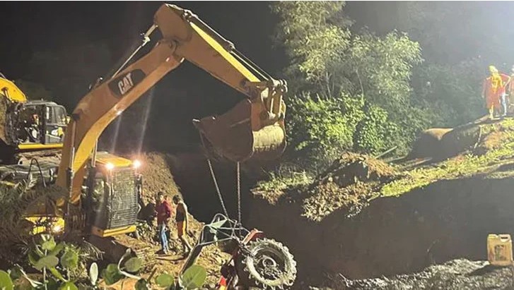শিশুকে কুয়া থেকে তুলতে গিয়ে ১১ জনের মৃত্যু, মোদির শোক
