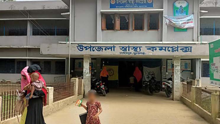 করোনা আক্রান্ত রোগী কেনাকাটা করছেন বাজারে!
