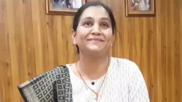 ঝাড়ুদার থেকে ডেপুটি কালেক্টর হয়ে তাক লাগালেন এই নারী