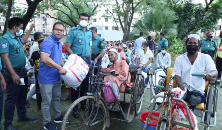 ৬০০ পরিবারকে খাদ্য সহায়তা দিল জেএএন অ্যাসোসিয়েটস