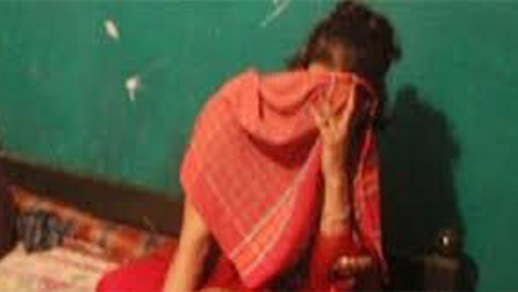 ঈদের দিন দুই ভাগনের সামনে থেকে খালাকে তুলে নিয়ে গণধর্ষণ