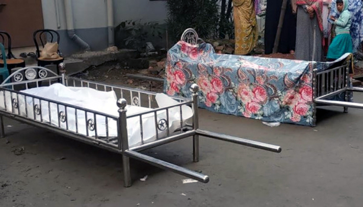 ত্রিশ মিনিটের ব্যবধানে স্বামী-স্ত্রীর মৃত্যু