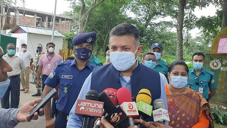 টিকা সরবরাহের সুনির্দিষ্ট তারিখ নেই, টিকা দিতে ভারত নয়-ছয়