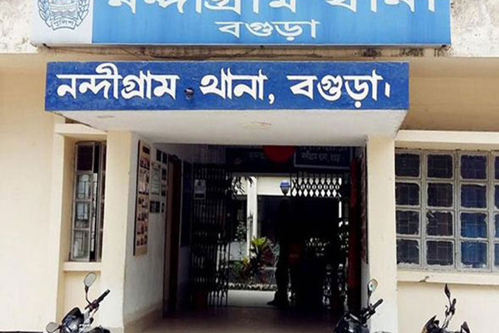ধান ক্ষেতে মারা গেলেন বাবা-ছেলে