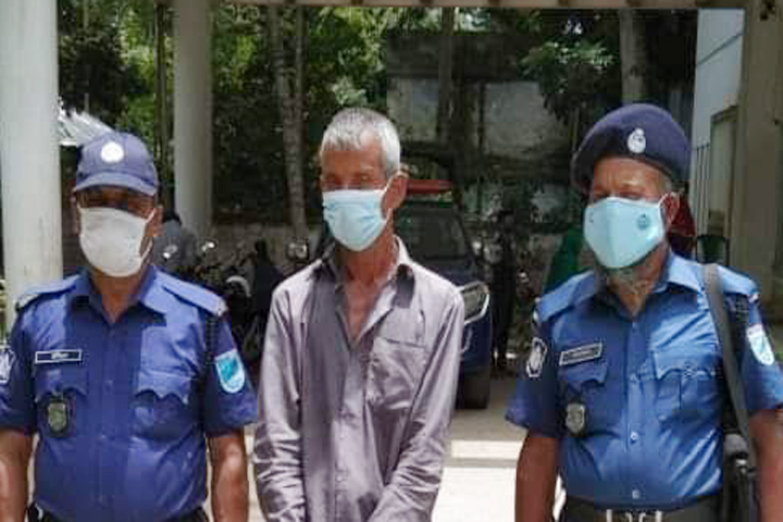 পুত্রবধূ ধর্ষণ চেষ্টা মামলায় শ্বশুর গ্রেপ্তার