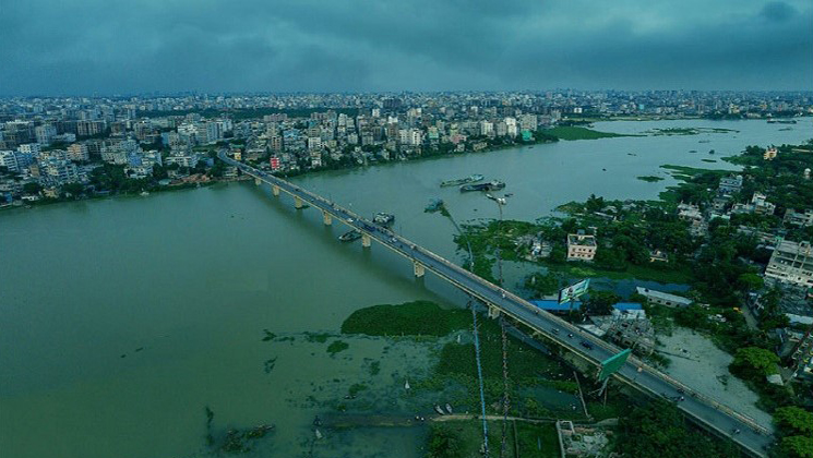 ভুল পরিকল্পনার কারণে ভাঙতে হচ্ছে ৮০৫ সেতু