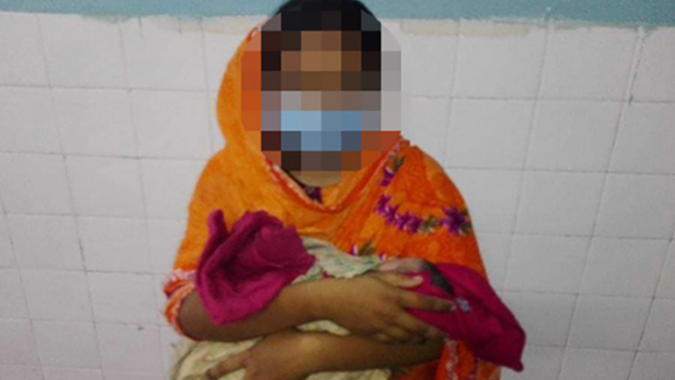 একাধিকবার শারীরিক সম্পর্ক, একদিনের শিশুকে ফেলে দিলো মা