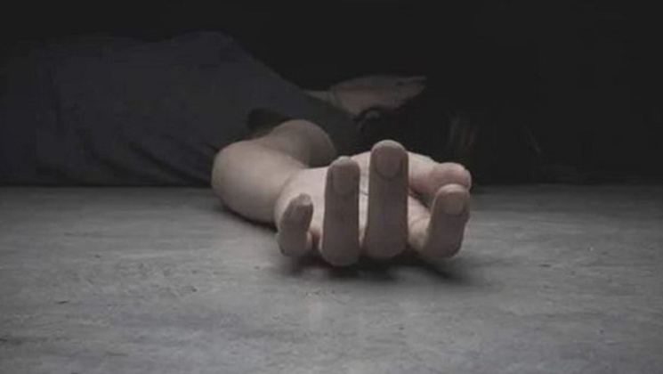 মা আমাকে মাফ করে দিও