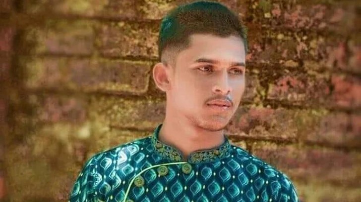 পানিতে চুবিয়ে মেরে ফেলল কলেজছাত্রকে