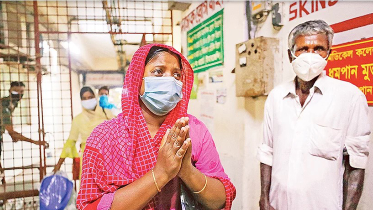 হাসপাতালে শয্যার আশায় রোগী ও স্বজনের ছোটাছুটি