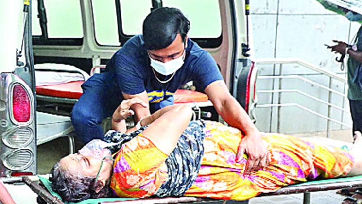 ঠাঁই মিলছে না, শয্যা বাড়ল সোহরাওয়ার্দী হাসপাতালে