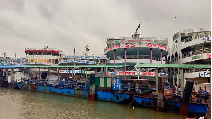 শ্রমিকদের জন্য লঞ্চ চলাচল শুরু