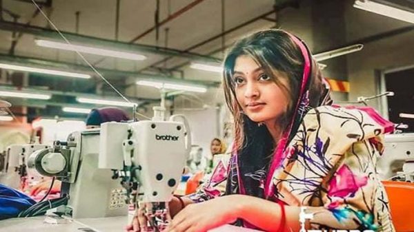 পোশাক রপ্তানিতে বাংলাদেশকে ছাড়িয়ে ভিয়েতনাম এখন দ্বিতীয়