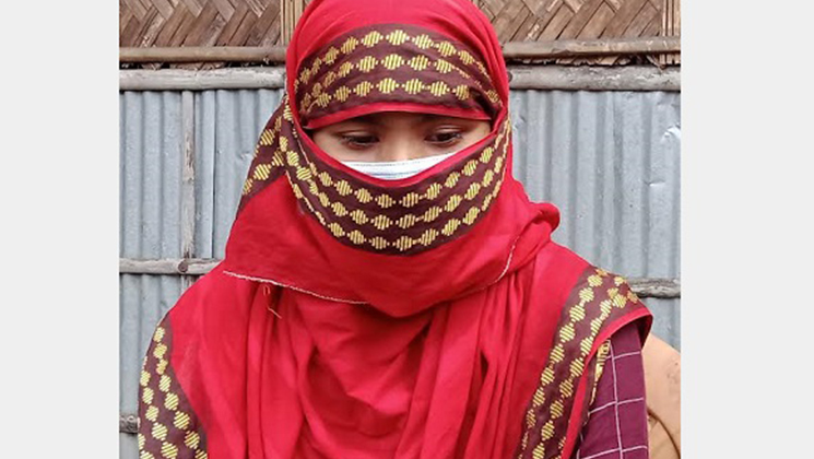 কিশোরীর ইজ্জতের দাম ৮৫ হাজার