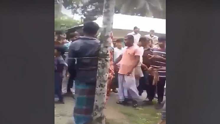 আমনে আর ওরে মাইরেন না, ও মইরা যাইবে