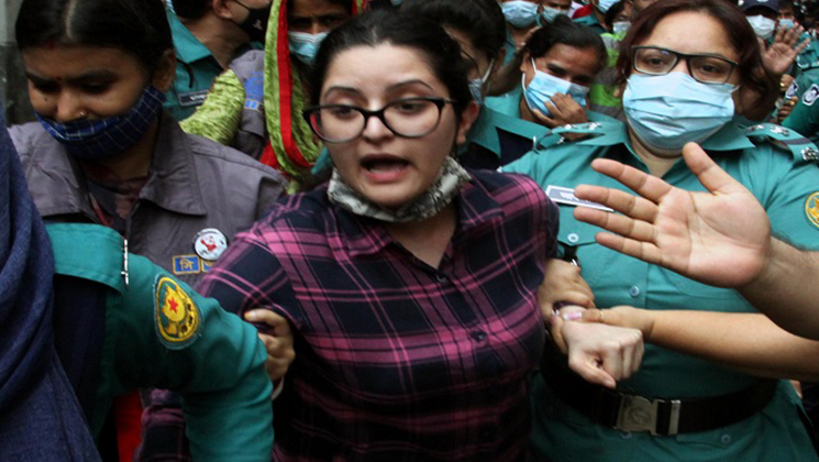 যে কারণে জামিন না পেয়ে কারাগারে পরীমণি