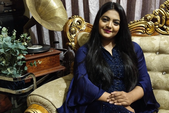 একজন লন্ডন পাঠিয়ে দিলো, আরেকজন বিয়ে: সালমার ক্ষোভ
