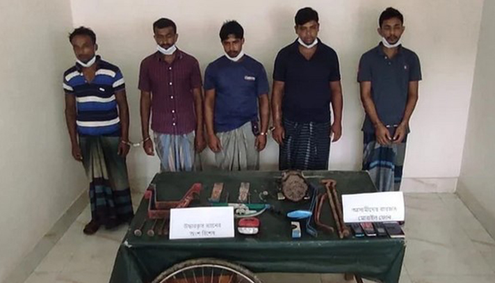 ফেলে যাওয়া সিগারেটের টুকরায় শনাক্ত হলেন খুনি