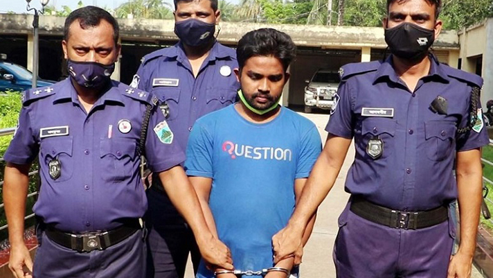 হোয়াটসঅ্যাপে নকল আইজিপি সেজে আসল ডিআইজিকে ‘হাই’, গ্রেফতা যুবক
