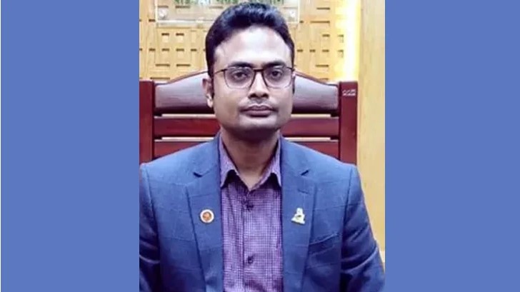 বাসভবনে হামলার আগেই স্বেচ্ছায় বদলি নেন ইউএনও