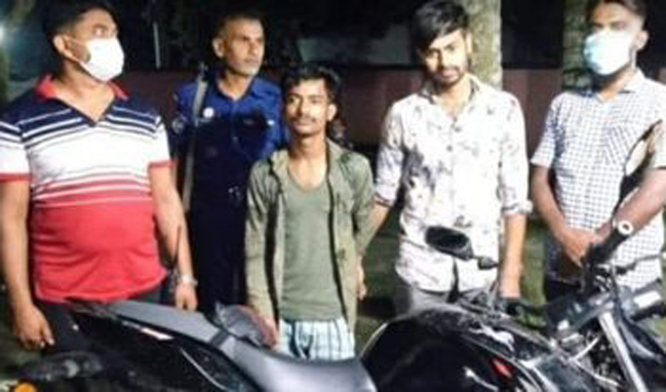 বসুন্দিয়ায় ইয়াবা ও মোটর সাইকেলসহ আটক ২