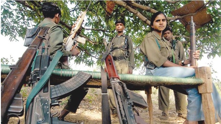 একে-৪৭ রাইফেল নিয়ে প্রেমিকার সঙ্গে উধাও মাওবাদী নেতা