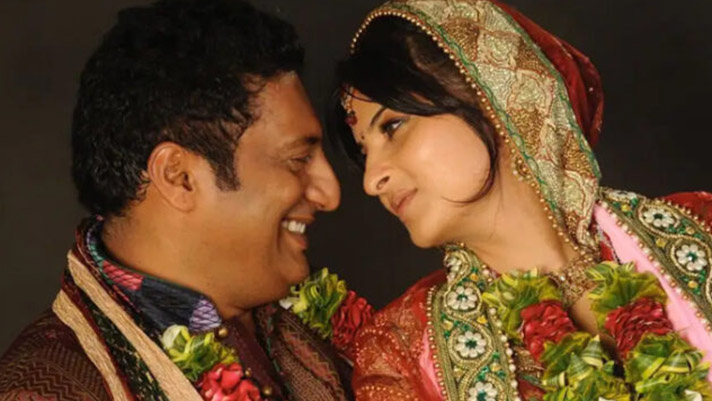 ১১ বছর সংসারের পর যে কারণে দ্বিতীয় স্ত্রীকে ফের বিয়ে করলেন বলিউডের জনপ্রিয় অভিনেতা