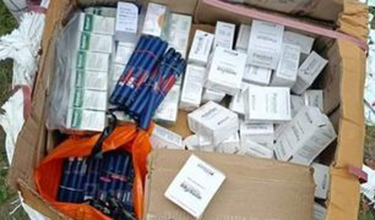 বেনাপোল বন্দরে ভারত থেকে আসলো অবৈধ ঔষধের চালান