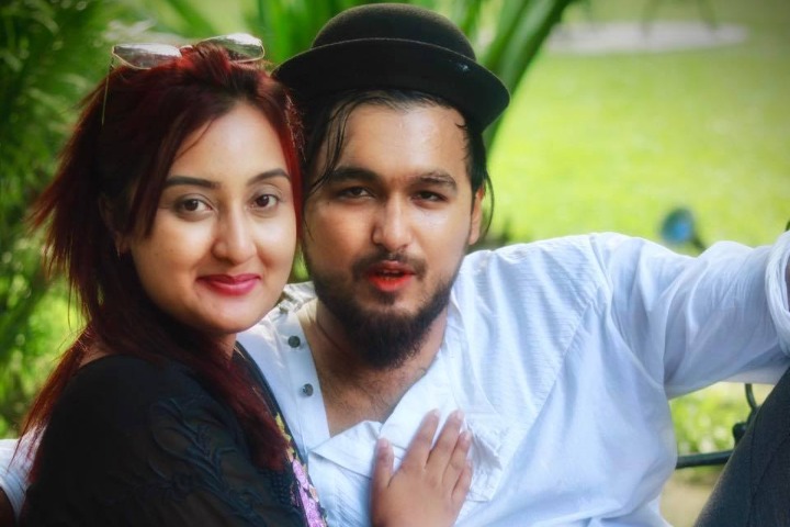 স্ত্রীকে যেভাবে ব্ল্যাকমেইল করেন নোবেল