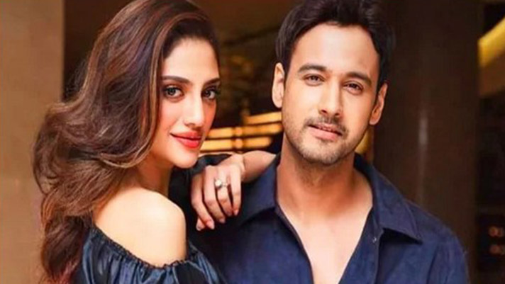 ছেলের নাম যশের সঙ্গে মিলিয়ে রাখলেন নুসরাত