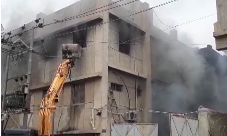 পাকিস্তানে কেমিক্যাল ফ্যাক্টরিতে অগ্নিকাণ্ড, ১৬ জনের মৃত্যু