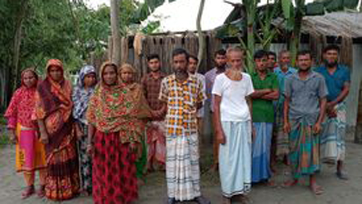 কালীগঞ্জে ১৪ ভূমিহীনের ভাগ্যে জোটেনি সরকারি বরাদ্দের ঘর