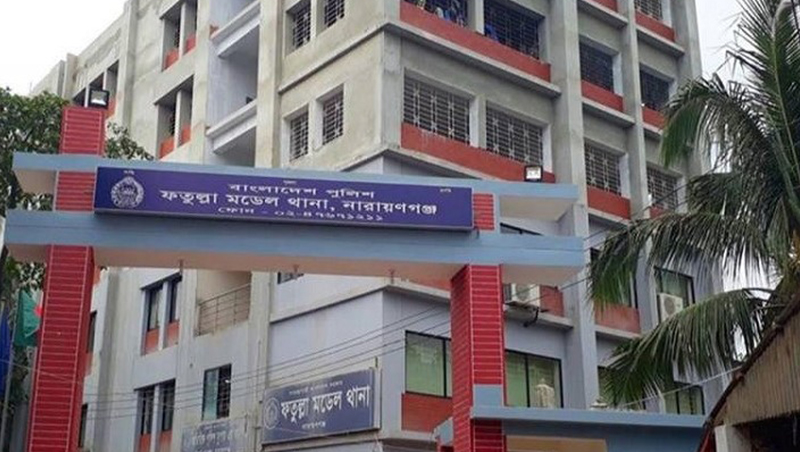 দুই বান্ধবীকে একসঙ্গে ধর্ষণ, অতঃপর গ্রেফতার