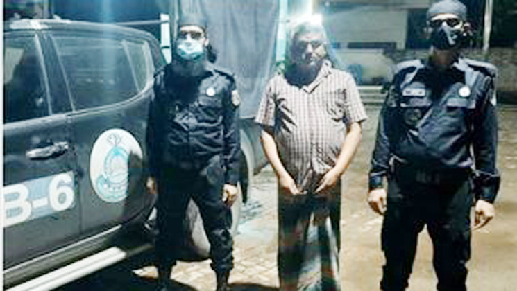 যশোরের ঝিকরগাছায় ৪ কেজি গাঁজাসহ মাদক ব্যবসায়ী সাবেক ইউপি সদস্য আটক