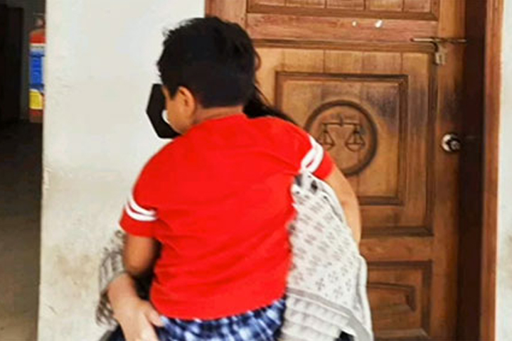 জাপানি নারীর পর এবার ভারতীয় নারীর আইনি লড়াই