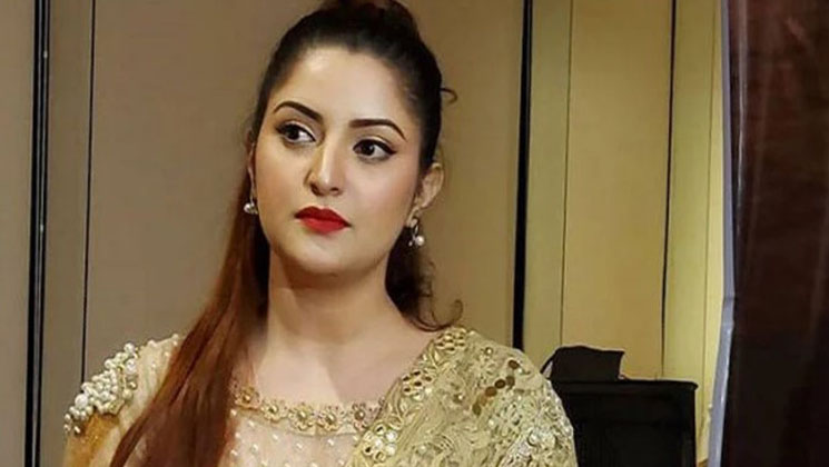 পরীমনিকে বাসা ছাড়ার নোটিশ