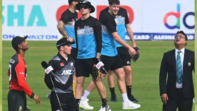 টসে হেরে ফিল্ডিংয়ে বাংলাদেশ