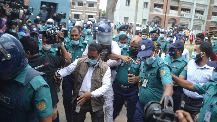 বিস্ফোরক মামলায় মামুনুলের চার্জ গঠনের দিন ধার্য