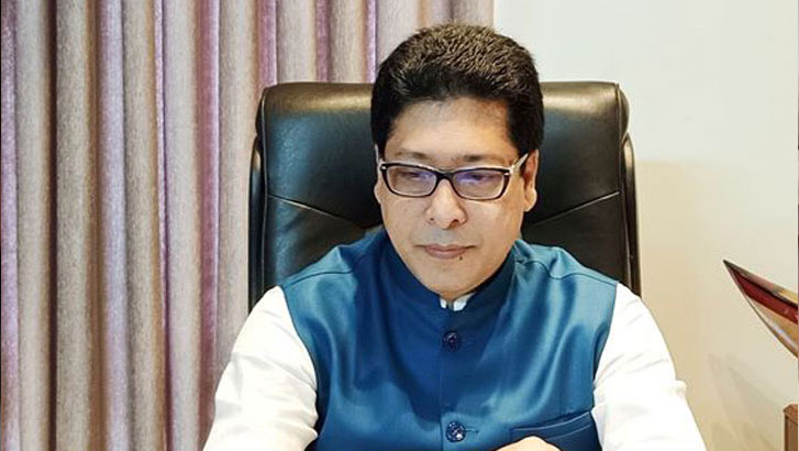 সরকারি কর্মকর্তাদের ‘স্যার-ম্যাডাম’ বলার রীতি বা আইন নেই